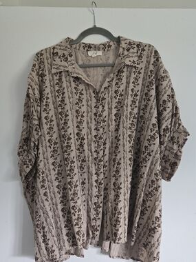 Easel Beige Top with Brown Floral Print Flowy